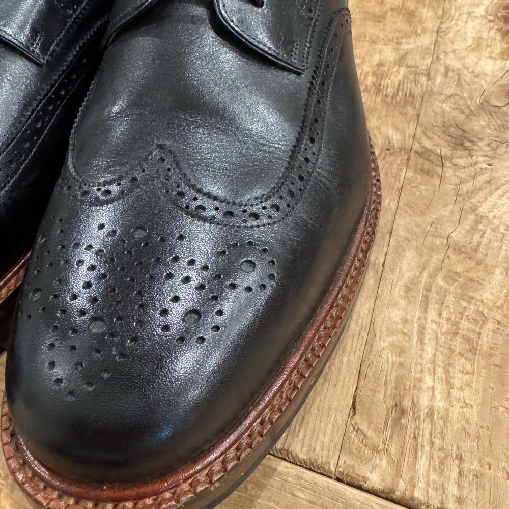 Classic Black Leather Men's Brogues